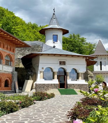 Mănăstirea Nămăieşti